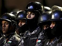 Антиизраильский марш в Иордании. Полиция оттеснила толпу от посольства Израиля