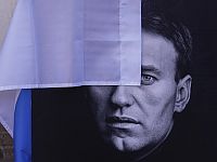 Оппозиционные российские артисты записали песню памяти Алексея Навального