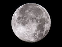 NASA разработает стандарт времени для Луны
