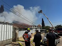 В Ашкелоне загорелись два жилых дома: двое мужчин госпитализированы