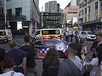 Нападение на посетителей торгового центра в Сиднее; есть погибшие и раненые