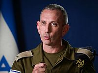 Пресс-секретарь Армии обороны Израиля контр-адмирал Даниэль Хагари