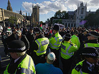 Лондонский полицейский во время пропалестиской демонстрации пригрозил арестом еврейскому активисту