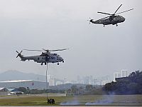 Во время репетиции парада в Малайзии столкнулись два военных вертолета, десять погибших