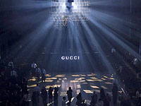 Модный показ Gucci Cruise в Лондоне. Фоторепортаж