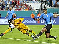Уругвайцы победили сборную Панамы