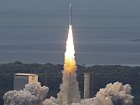 Французская ракета Ariane 62 отправилась в первый тестовый полет
