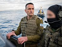 Глава Генштаба выступил перед бойцами спецназа ВМС: "Когда мы вернемся, они быстро поймут"