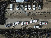 Транспорт Красного Креста встретился с представителями ЦАХАЛа