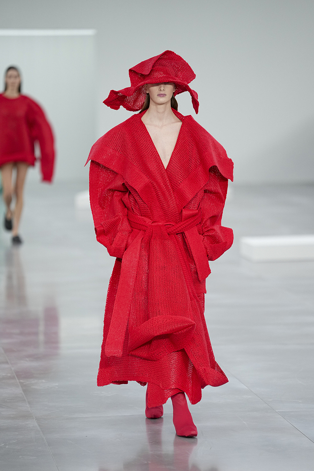 Коллекция Issey Miyake