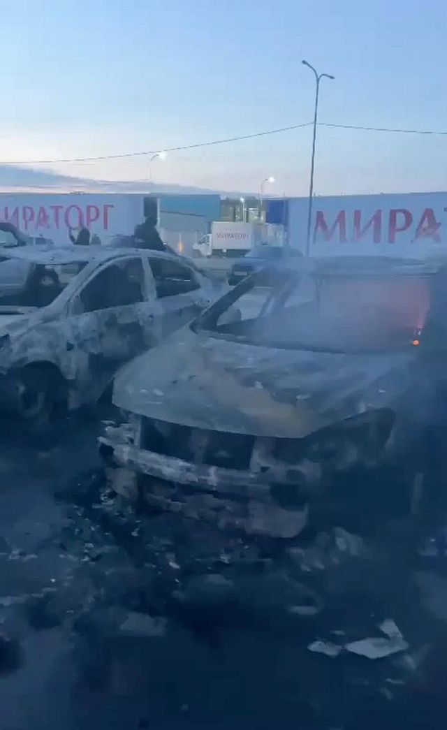 Последствия беспрецедентной атаки БПЛА на Москву. Фоторепортаж
