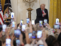 Трамп заявил, что удары по хуситам будут продолжаться еще "долгое время"