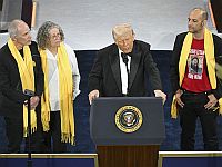 Речь Трампа на ужине республиканцев: унижение просителей и поддержка бывших заложников
