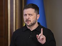 Зеленский о путинском "пасхальном перемирии": сотни обстрелов
