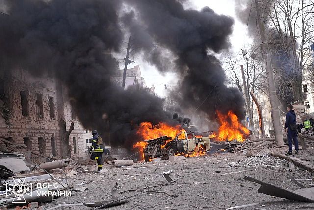 Последствия удара армии РФ по Сумам: десятки погибших, среди жертв дети. Фоторепортаж