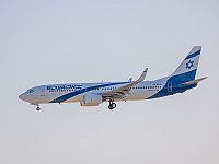 Экипаж рейса "Эль-Аль" объявил о чрезвычайной ситуации на подходе к аэропорту Барселоны
