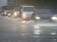 Беспрецедентно сильные ливни в Южной Корее, есть жертвы