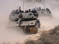 Палестинцы сообщают о продвижении израильских танков к югу от города Газа