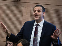 Мики Зоар создает кинопремию, отменив "Офир"