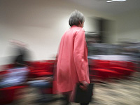 78-летняя женщина подозревается в убийстве своей дочери в Реховоте 78-летняя женщина подозревается в убийстве своей дочери в Реховоте