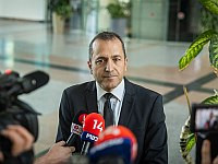 Адвокат военнослужащих с базы "Сде-Тейман" требует приостановить судебные процедуры