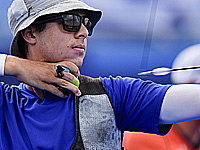 Стрельба из лука. Израильтянин Рой Дрор завоевал серебряную медаль в Швейцарии