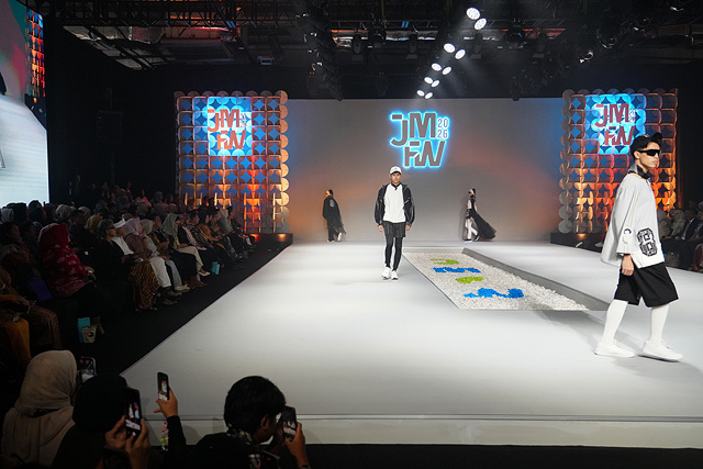 Скромная мусульманская мода 2025. Фоторепортаж