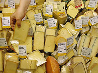 Минфин утроит квоту бесполшинного импорта твердых сыров 