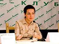 Минюст РФ объявил "иноагентом" журналистку Елену Костюченко