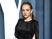 Шира Хаас сыграет в фильме о поисках нацистских преступников от автора "Короны"