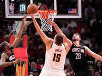 Никола Йокич почти совершил "трипл-дабл" 