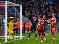 "Бавария" и "Боруссия" громят соперников. Результаты матчей Бундеслиги