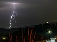 Израиль ожидает очередной "осенний шторм": дожди с грозами и градом, затопления