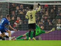 Лига чемпионов. Несмотря на три не засчитанных гола, "Челси" разгромил "Барселону"