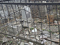 В результате российской атаки БПЛА и ракетами пострадало еврейское кладбище Харькова