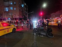 Мотоциклист столкнулся с машиной в Ришон ле-Ционе, он в тяжелом состоянии