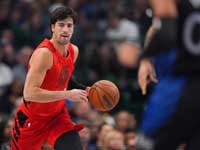 НБА. "Дабл-дабл 20+" Дени Авдии. "Портленд" проиграл "Торонто"