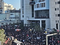 Участник "Марша миллиона" разбился, упав с большой высоты