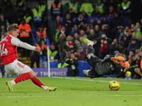 Футбол. "Арсенал" Лидирует. Неожиданное поражение "Челси"