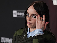 Буря в соцсетях: Билли Айлиш пришла на премьеру "Аватара" в форме ЦАХАЛа?