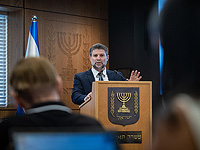 Минфин повысил запланированный дефицит госбюджета