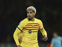 Защитник "Барселоны" Рональд  Араухо прилетел в Израиль, чтобы залечить "душевную травму"