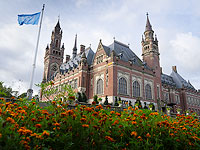 Международный суд ООН принял к рассмотрению встречный иск России к Украине по делу о "геноциде"