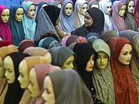 Парламент Австрии проголосовал за закон, запрещающий школьницам младше 14 лет носить хиджаб