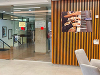 В университете Бар-Илан проходит фотовыставка Александра Ханина "Короткая память. Длинная память"