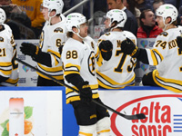 НХЛ. Достижение Пастрняка. 100-й гол Миронука. 15 штрафных минут Кунина