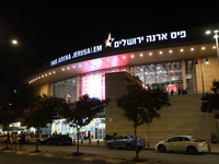 Женское пение вызвало уход религиозных зрителей с мероприятия в честь бригады "Голани"