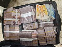 "Миллионы в чемоданах". В ПА не пропустили деньги, предназначавшиеся для финансирования террора
