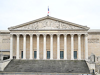 Французские законодатели одобрили законопроект об отмене "супружеского долга"