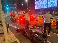 Авария в Тель-Авиве, тяжело травмирован мотоциклист
